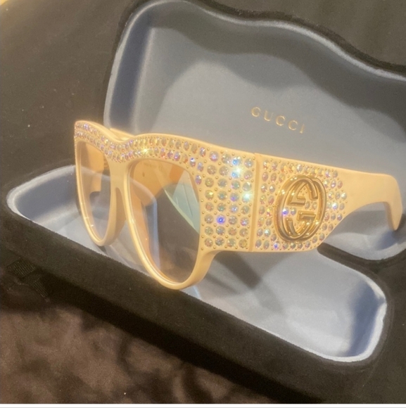 Authentic Gucci Sunglasses - Picture 6 of 6